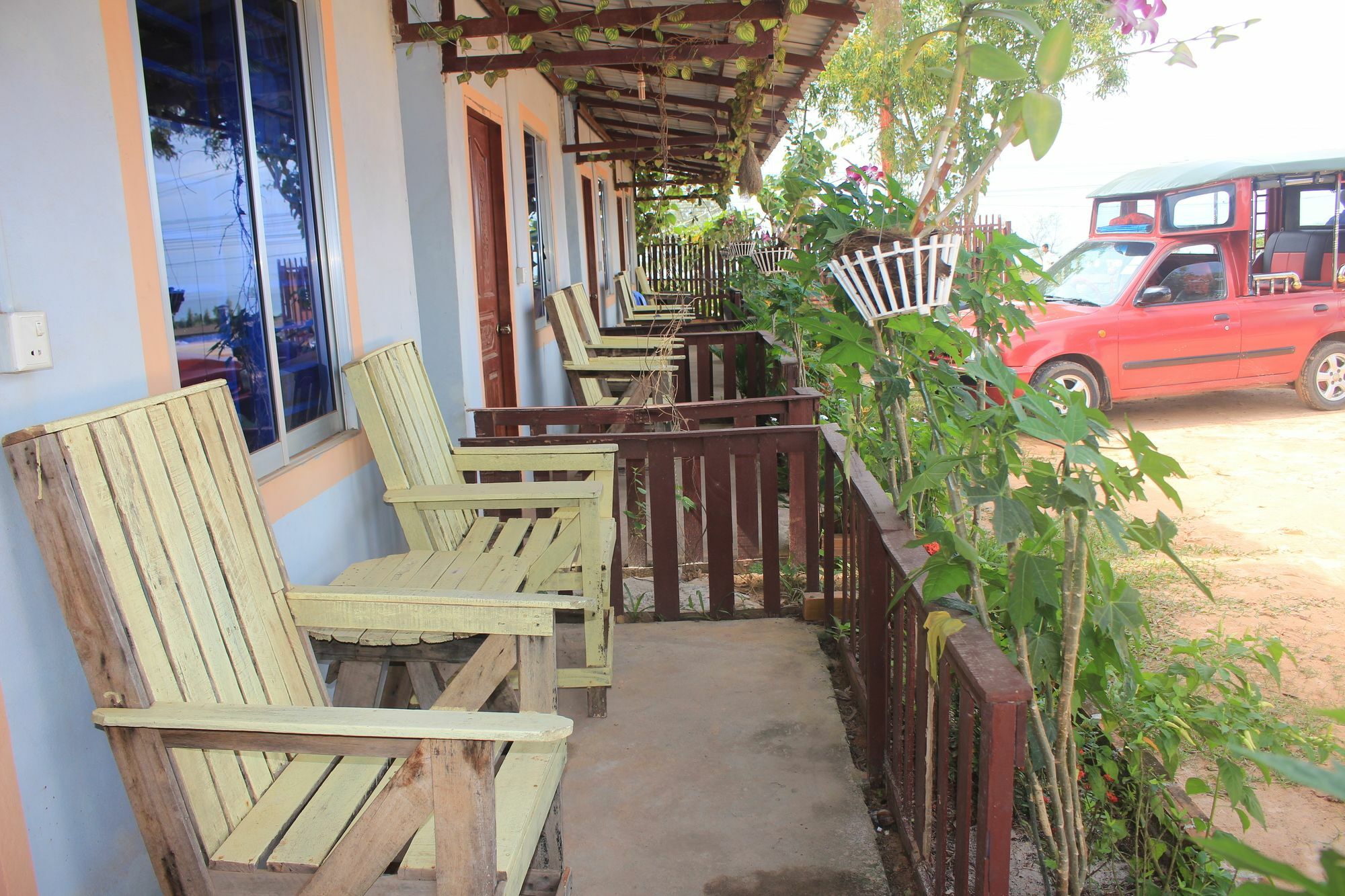 Bungalows Chumnor Otres 168 Сиануквиль Экстерьер фото